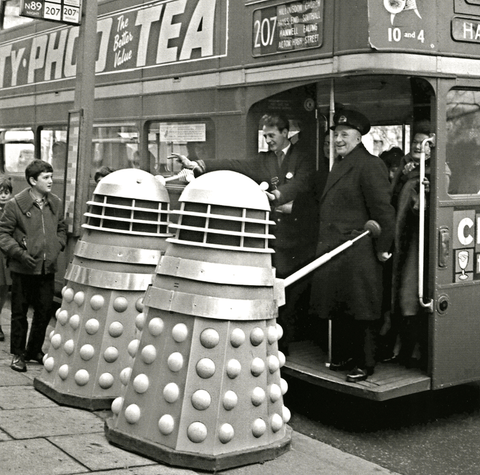 Funny CardsIconComedy Card CompanyDaleks taking the Bus